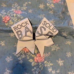 Brand New Cheer Bow🖤